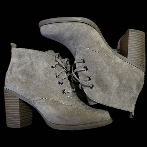 Fall Ankle Booties | ANA MIKI Taupe | 6.5 - Picture 7 of 8